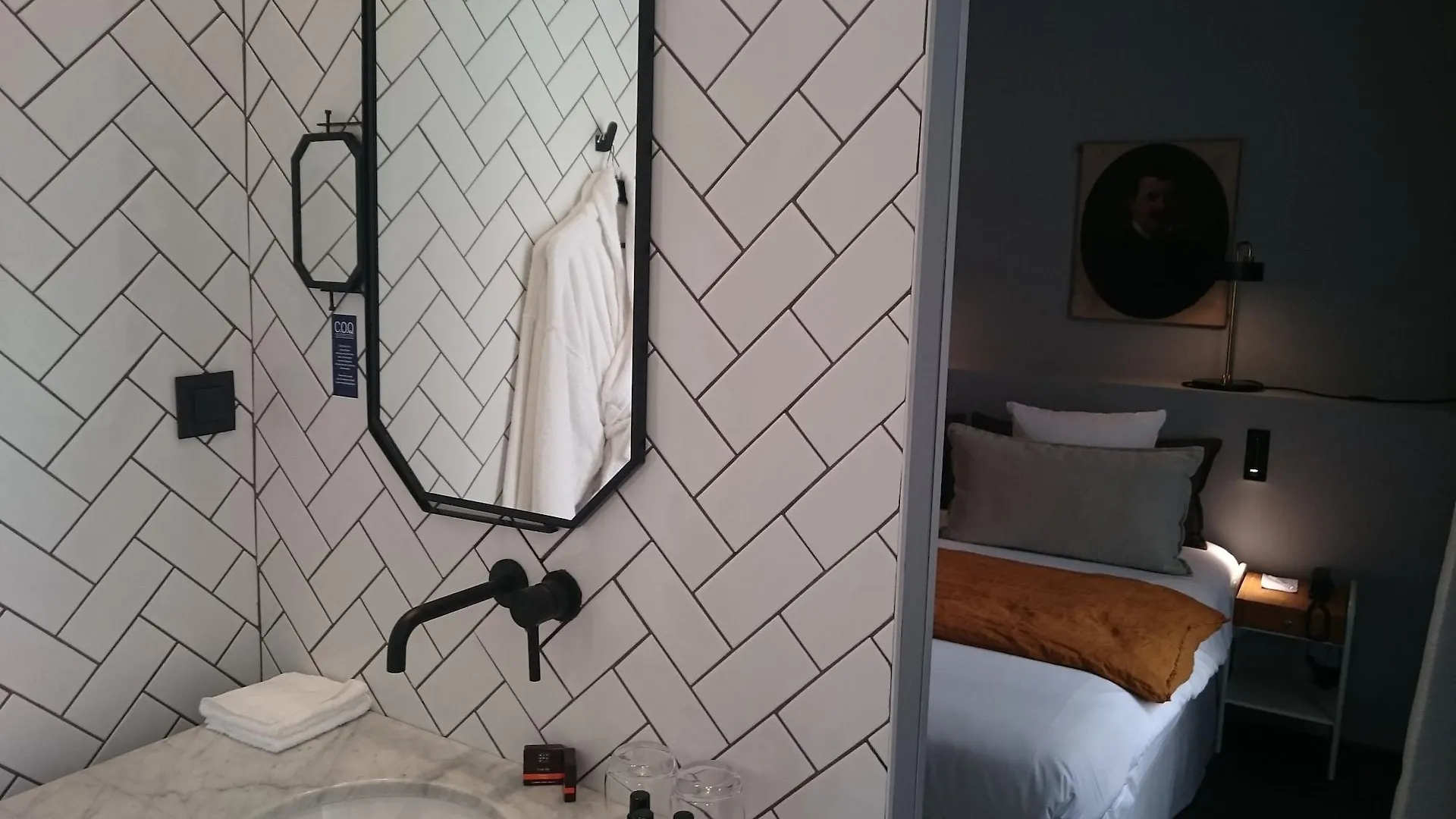 Coq Hotel Paris 4*,