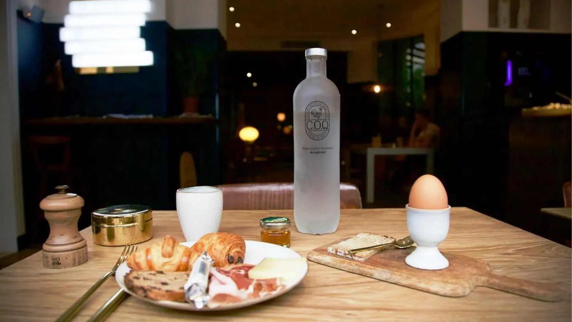 ****  Coq Hotel Paris Fransa