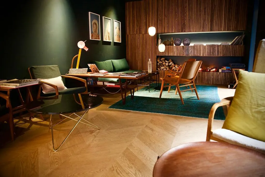 Coq Hotel Paris